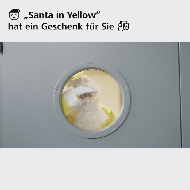 STO: Santa in Yellow